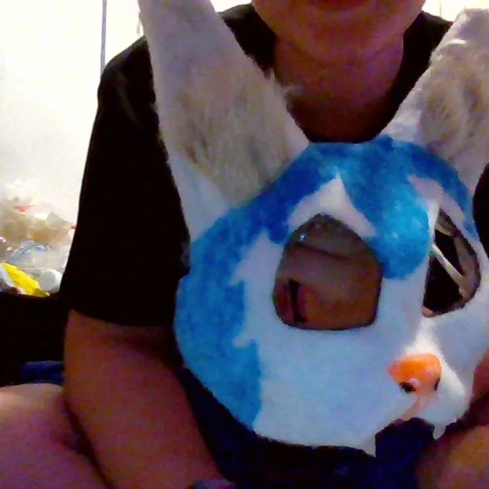 THERIAN mask/miku